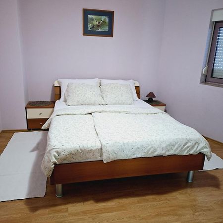 Apartmani Rino 드라말리 외부 사진