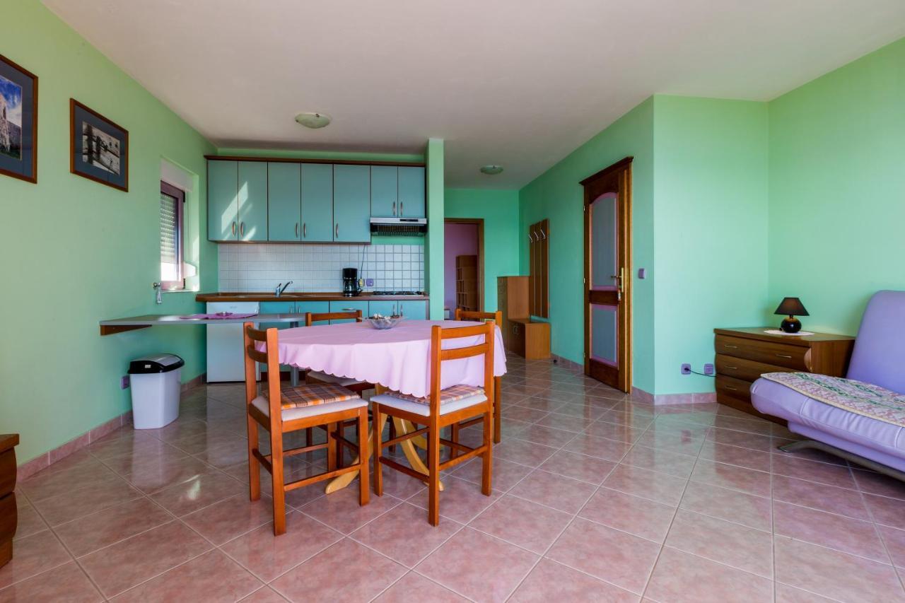 Apartmani Rino 드라말리 외부 사진