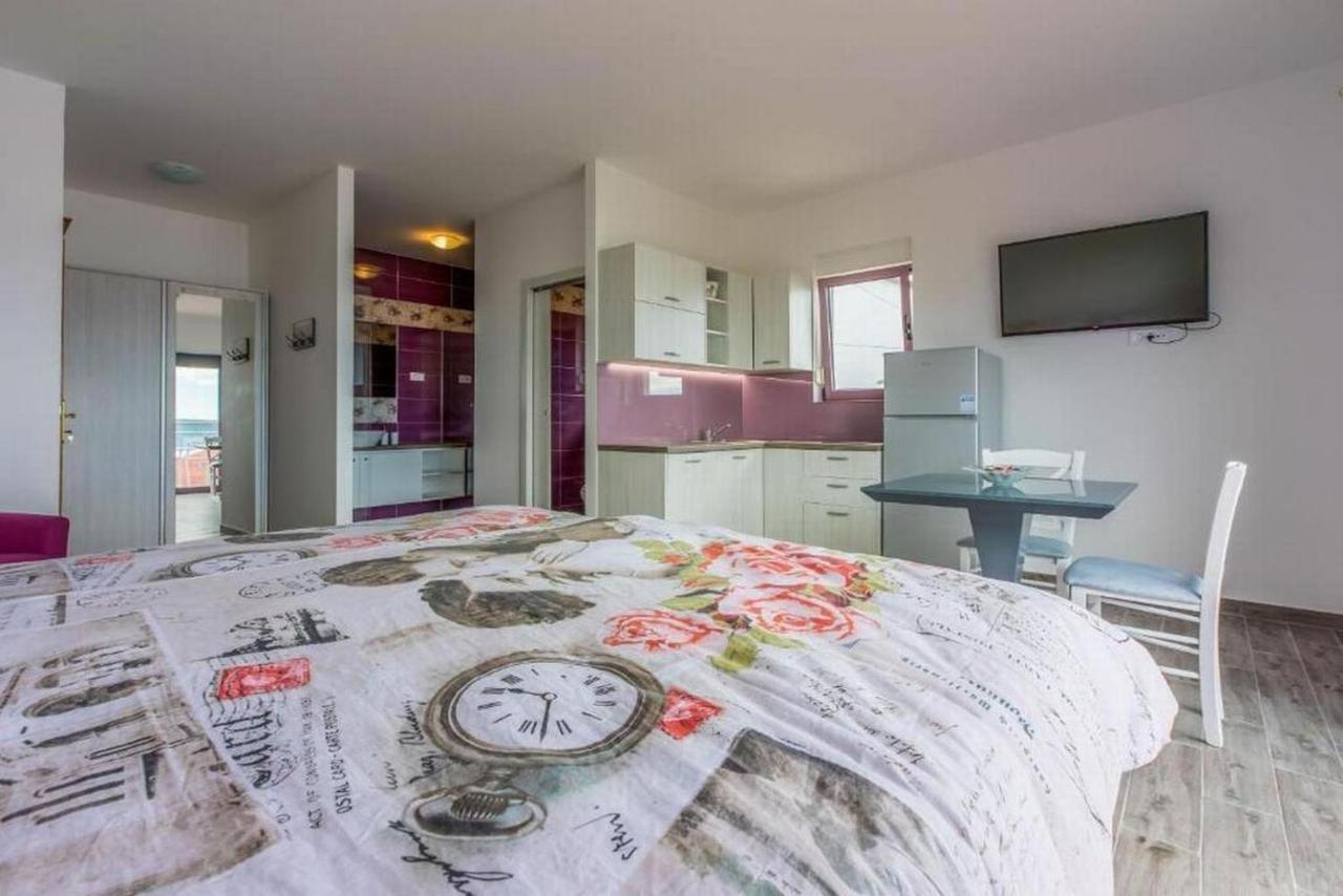 Apartmani Rino 드라말리 외부 사진